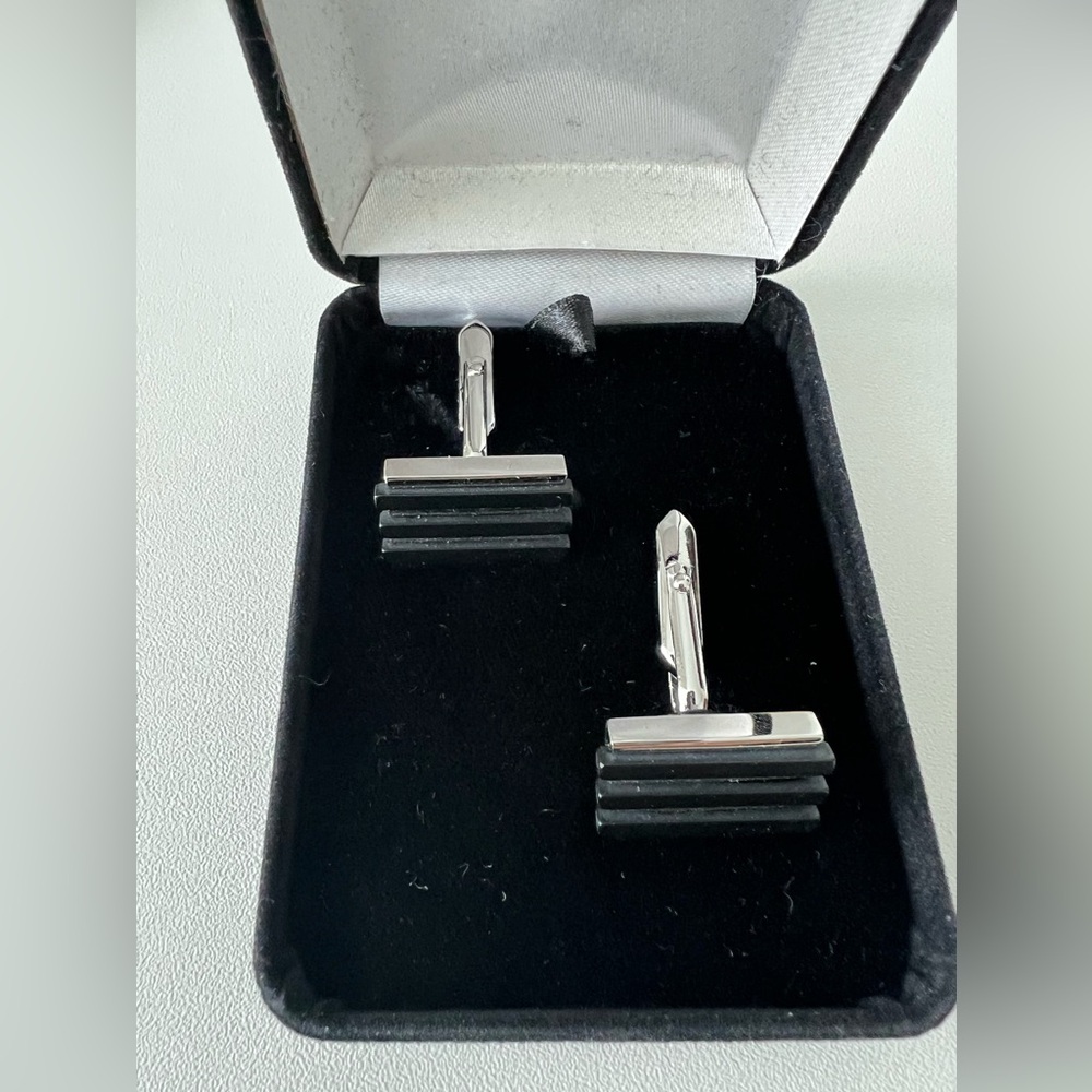 Men’s Sterling  silver and black Onyx Cuff Links Pure elegance. Refined.
